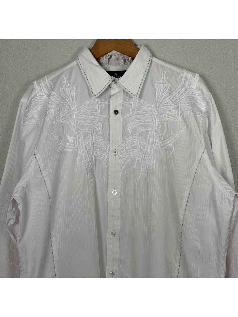 Roar Men’s XL Embroidered Button Up Shirt White Western Biker Gothic Cross Y2K